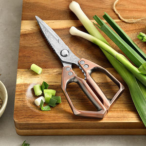 Vente en gros de nouveaux ciseaux de cuisine en acier damas multifonctionnels 110 couches avec boîte-cadeau fabriqués au Pakistan - Product Image 4