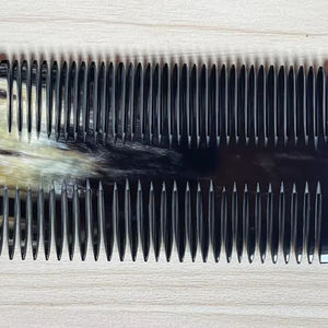Peigne à cheveux en corne fait main de haute qualité, lisse et poli, peigne de toilettage professionnel pour salon - Product Image 1