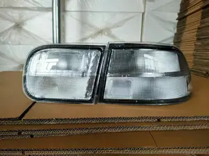 Lampu ekor asli kualitas tinggi untuk 1992 -1995 Honda Civic Tail lights 4DR (semua jelas)