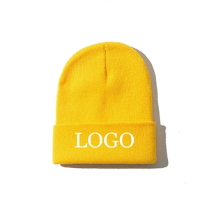 Gorros de sublimación gruesos con puños de alta calidad con gorro forrado de satén bordado, gorros en blanco, gorros cálidos de invierno, gorros forrados de satén - Product Image 1