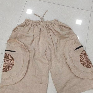 Short Cargo décontracté pour femme en mélange de rayonne 100% coton solide respirant avec taille élastique taille moyenne coupe ample teint uni - Product Image 1