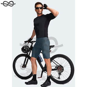 Premium ODM OEM Impresión personalizada Los mejores pantalones cortos para ciclismo y motociclista Pantalones cortos de montar de alto rendimiento Bolsillos Hombres Mujeres - Product Image 6