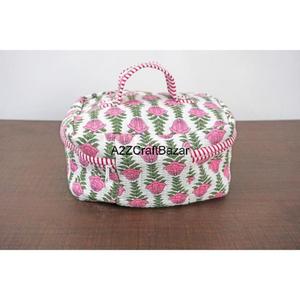 Chic femmes matelassé fermeture éclair vanité sac imperméable coton organisateur élégant moderne rayé motif personnalisable polyvalent Chic - Product Image 4