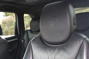 Porsche Cayenne Turbo S 2006 d'occasion, 520 ch, V8 biturbo, transmission intégrale, jantes SportTechno, peu modifiée - Product Image 5