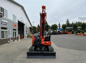 สำหรับรถขุดขนาดเล็ก Kubota U55-5 น้ำหนัก 5.5 ตัน พร้อมห้องโดยสารแบบดีลักซ์ และเครื่องยนต์ดีเซล V2607 สินค้าใหม่ ชิ้นส่วนหลัก มอเตอร์ ปั๊ม เกียร์ - Product Image 5