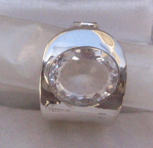 แหวนคริสตัลควอตซ์ธรรมชาติสำหรับผู้หญิงจาก Shah Gems เงินแท้ 925 - Product Image 1
