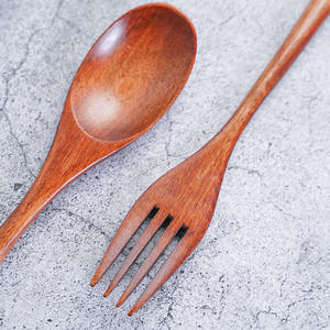 Juego de 2 piezas de cuchara y tenedor de madera de acacia - Product Image 3