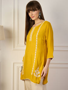 เสื้อคุर्ติสั้นขายดี ผ้าวิสโคสเรยอนอย่างดี แต่งลายปักด้าย น้ำหนักเบา ทันสมัย สไตล์ชาติพันธุ์ จำหน่ายจำนวนมาก - Product Image 2