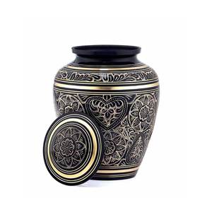 Diseño de alta demanda y urna de recuerdo elaborada, artículos funerarios, urna de latón, calidad de exportación de cremación con alta calidad - Product Image 5