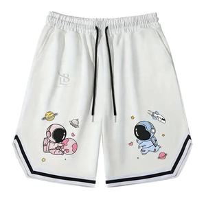 Shorts de basket-ball en maille polyester sublimés classiques pour hommes avec logo personnalisé en gros, avec poches, shorts pour hommes, basket-ball - Product Image 1