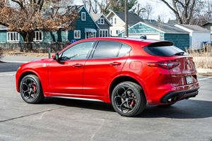 STELVIO QUADRIFOGLIO 2018 USADO EN EXCELENTES CONDICIONES - Product Image 5