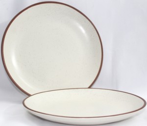 Assiettes à dîner en porcelaine blanche classique en gros bon marché personnalisées pour les fêtes - Product Image 3