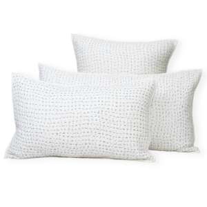 Funda de Cojín Decorativa Kantha de Algodón con Patrón Moderno Hecho a Mano, Acolchado con Hilo Azul y Patchwork - Product Image 6