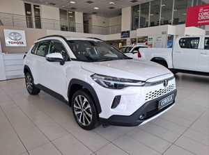 Voiture d'occasion de qualité à prix abordable, Toyota Corolla 1.8 XR Hybride Automatique 2026, conduite à droite - Product Image 1