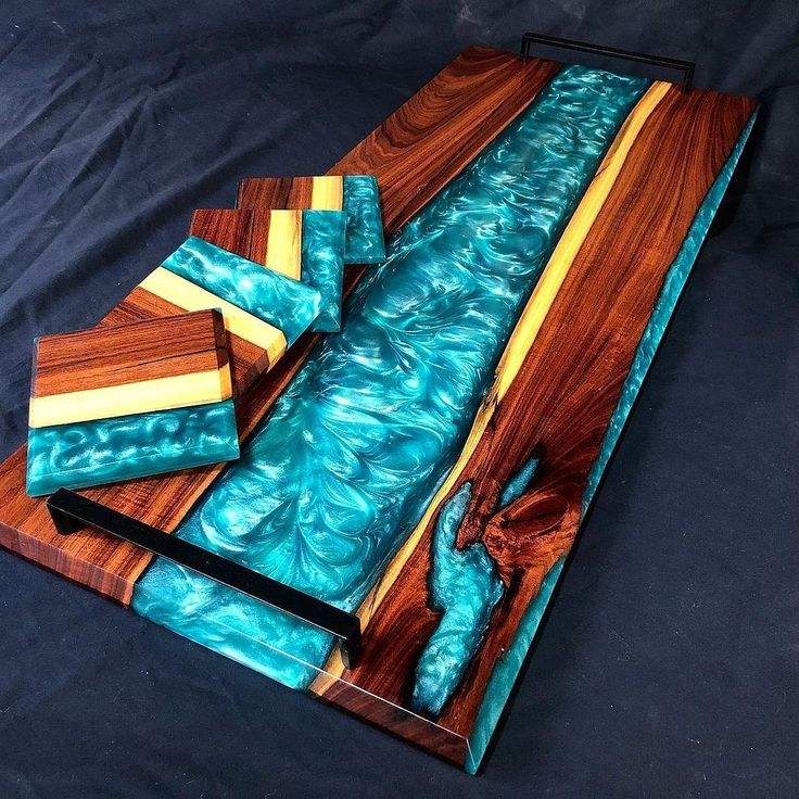 ไม้ธรรมชาติ + สีเรซินหลากสี