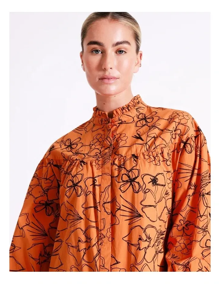 신선한 새로운 올 오버 플로럴 프린트 하이 넥 셔츠 칼라 버튼 클로저 다운 프론트 롱 슬리브 오렌지 드레스