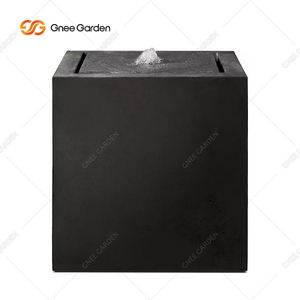 Fuente Eléctrica de Jardín para Paisajismo, con Forma de Cubo de Aluminio Negro Pulido, Resistente a la Intemperie, de Montaje en Suelo y Conexión Eléctrica - Product Image 6