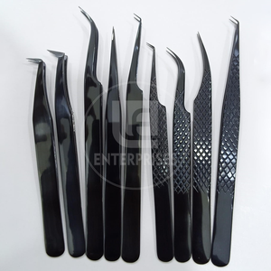 Pince à épiler professionnelle en acier inoxydable de haute précision pour isolation de volume des cils, avec pointe en fibre, personnalisable, conception de préhension parfaite, vente en gros OEM - Product Image 1