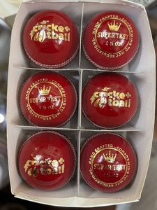 BOLAS DE CRICKET SUPER TEST HOMBRE TALLA PLATA Y LOGOTIPO DORADO - Product Image 6