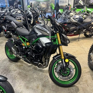 Oferta de Calidad: Motocicleta Estándar Z900 SE ABS (ZR900TSFNL) 2026 Nueva a la Venta con 3 Años de Garantía - Product Image 2