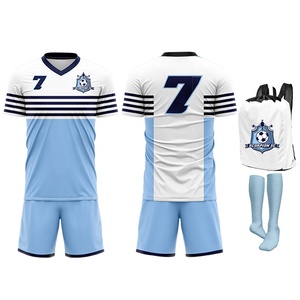 Ensemble de maillots de football/soccer personnalisés pour hommes, imprimés numériquement, respirants, extensibles, de haute qualité, 100 % polyester, manches courtes, couleur unie - Product Image 6