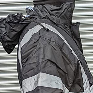 เสื้อแจ็คเก็ตสะท้อนแสงคุณภาพสูงสำหรับงานอุตสาหกรรม ผลิตจากโรงงานโดยตรง รับผลิตตามแบบ - Product Image 3