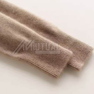 Suéter de invierno de talla grande para mujer Cierre de botones Suéter de mujer suave informal para la mejor venta - Product Image 4