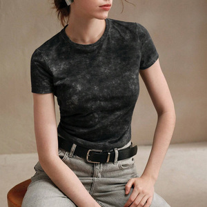 T-shirt tie dye personnalisé coloré pour femmes vêtements d'été en coton respirant avec des options de marque imprimées ou brodées à manches courtes - Product Image 3