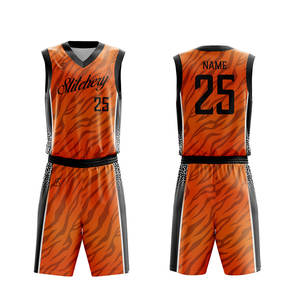 Conjunto de uniformes de baloncesto personalizados, camisetas de equipo de tela de malla transpirable, pantalones cortos, ropa deportiva para hombres y jóvenes - Product Image 1