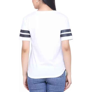 Camisetas Oversize Vintage para Mujer al por Mayor con Logotipo Personalizado, Detalle de Botones, Agujeros y Parches, Spandex/Poliéster - Product Image 5