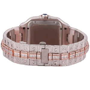 Reloj de Diamantes de Oro Rosa con Incrustaciones Completas de Calidad de Exportación, Movimiento de Cuarzo de Precisión para Eventos Casuales y Formales, Disponible para la Venta - Product Image 2