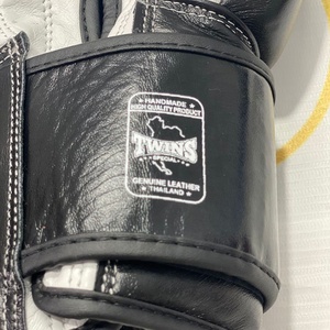 OEM ODM Fly Sky Blue White Customized Professional Lace Comfortable Boxing Sparring <b>Gloves</b> High Quality Genuine Leather UV - Product Image 3