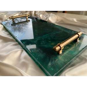 Nouveau plateau de service en résine rouge au design époxy fabriqué à la main pièce unique avec 2 plateaux minimalistes - Product Image 3