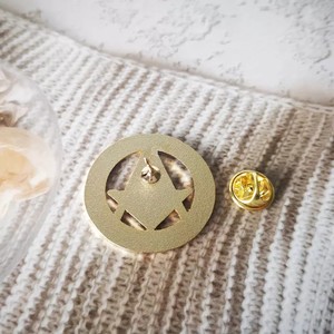 High Quality Custom UV/Digital Printed <b>Polished</b> Metal Emblems Label Pins <b>Badges</b> for Gift Use ronpex - Product Image 3