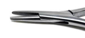 Porte-aiguille Mathieu 170 mm en acier inoxydable, porte-aiguilles dentaires manuels de haute qualité, certifiés CE - Product Image 4