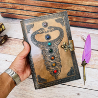 Carnet en cuir Seven Stone, Grimoire religieux à motif serpent en relief, 10x7 pouces, fait main, avec papier à bords festonnés et pierres précieuses pour l'écriture