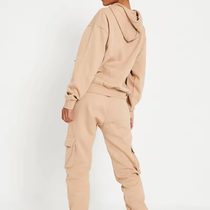 Ropa de moda Cargo Pocket Hoodie y pantalones de chándal 2 piezas Jogger Set Mujeres Street Wear sudaderas con capucha - Product Image 3
