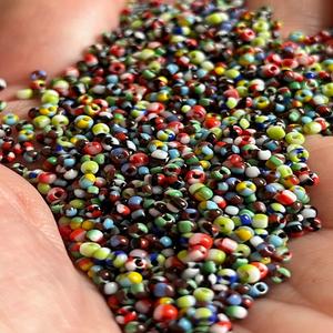 Vente en gros de perles Stripey en vrac, fabrication de bijoux, projets d'artisanat avec mélange rouge bleu vert vibrant, perles de verre cristal au chalumeau - Product Image 4