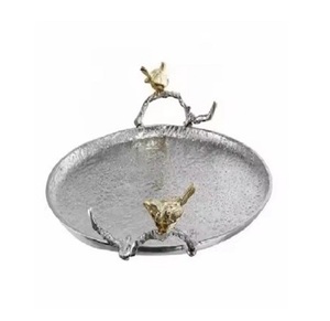 Bandeja DE SERVICIO DE ALUMINIO duradera ecológica moderna con recubrimiento en polvo con asas decorativas para uso en la cocina - Product Image 5