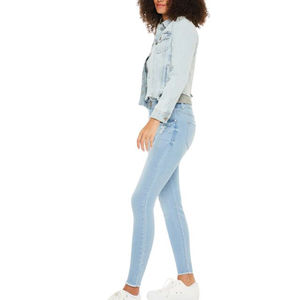 Conjunto de Chaqueta y Pantalón Vaquero para Mujer, Nuevo, Casual, Lavado, Corte Ajustado, Diseño Personalizado OEM, Ropa Urbana Transpirable con Relleno de Algodón al por Mayor - Product Image 4