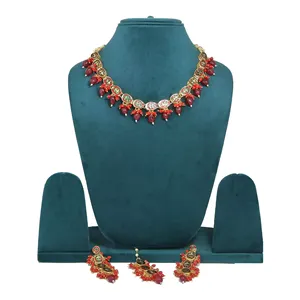 Ensemble de collier Kundan avec perles rouges, bijoux de mariée de luxe plaqués or 24 carats pour mariage - Product Image 3