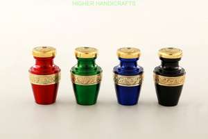 Urna de cremación de recuerdo griega de latón hecha a mano, Mini suministros funerarios de Metal para cenizas, hermosa opción conmemorativa - Product Image 2