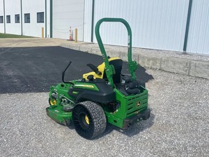 Nouvelle tondeuse autoportée commerciale John Deere Z960M / Seulement 80 heures d'utilisation, moteur Kawasaki FX921V de 31 CV, prête à la vente et à la livraison - Product Image 4