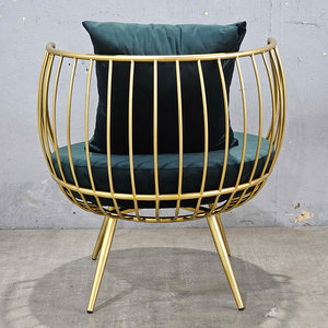 Fauteuil de bureau pivotant confortable en velours avec structure ronde en bronze doré (GSD68046) - Product Image 6