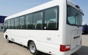 Mini-bus Toyota Coaster d'occasion 2019, 30 places, diesel, transmission manuelle, conduite à gauche, pour transport en navette, disponible à la vente - Product Image 6