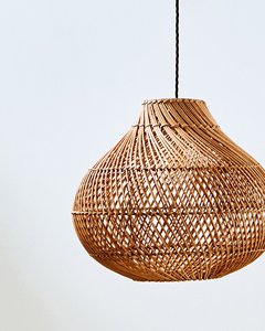 Abat-jour en rotin Globe Abat-jour suspendu en osier fait à la main Silhouette arrondie Accent décoratif de plafond pour intérieur moderne - Product Image 2