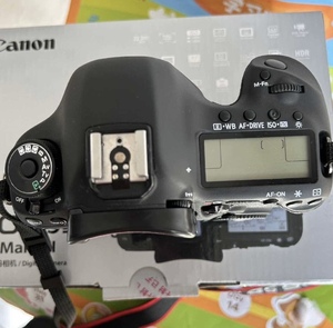 Appareil photo reflex numérique professionnel plein format <span class=keywords><strong>Canon</strong></span> <span class=keywords><strong>5D</strong></span> Mark III d'occasion en gros, 22MP, vidéo Full HD, capteur CMOS, batterie au lithium, excellent état - Product Image 3