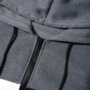 Ensemble de survêtement zippé à manches longues pour hommes pour la course à pied et le sport, survêtement nouveau style personnalisé de haute qualité pour hommes, vente en gros - Product Image 3