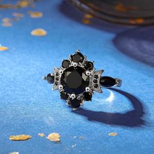 Bague Jeulia Luna Astra Black Stars Soleil et Lune Plaqué Or Style Vintage Signet - Product Image 4