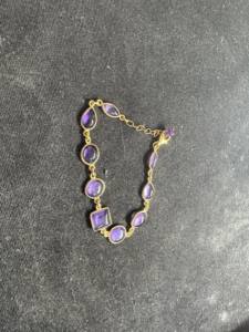 Élégant argent sterling 925 plaqué or de 3 microns Améthyste naturelle Style tendance plaqué or de 3 microns pour les anniversaires - Product Image 3